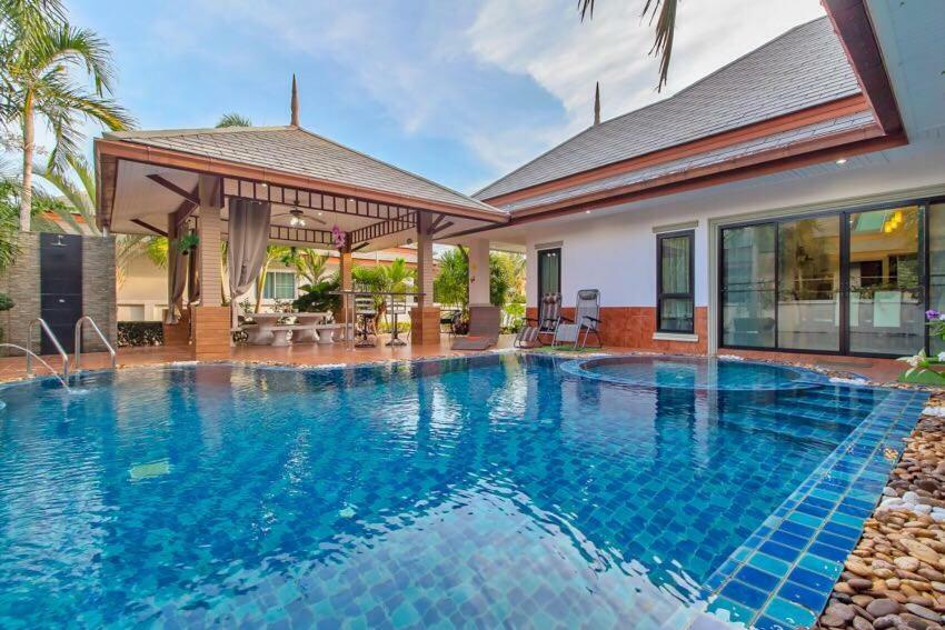 Villa Nataly Na Chom Thian Ngoại thất bức ảnh